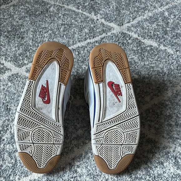 Air Jordan 4 Retro White Blue Sneakers - Picture 5 of 5